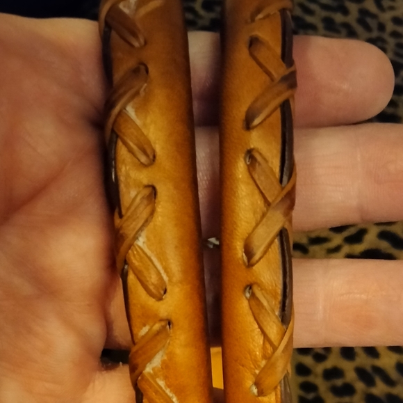 Rare Vintage Michael Kors Tan and Olive Green Shoulder Bag - Picture 10 of 12